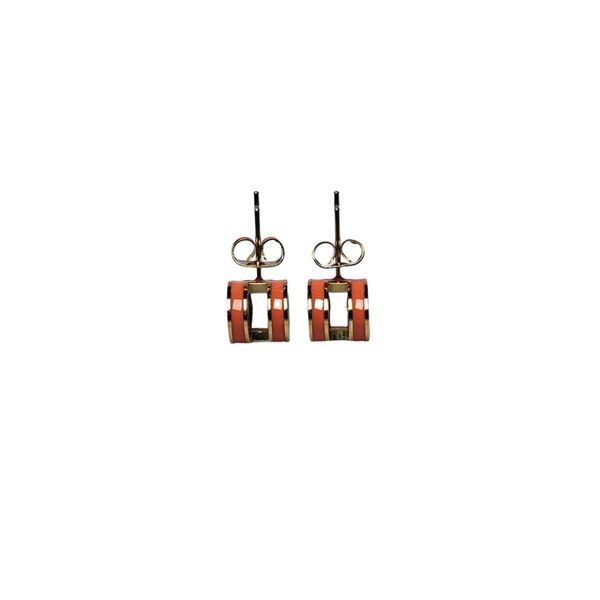 

designer design girls and ladies charm earrings stainless steel material hypoallergenic earrings day gifts, Golden;silver