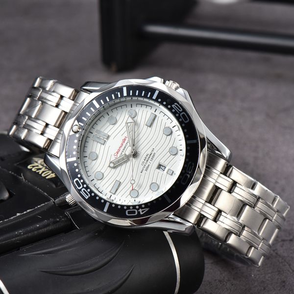 

omeg wrist watches for men 2023 new mens watches all dial work quartz watch luxury brand chronograph clock watch band men fashion o05, Slivery;golden