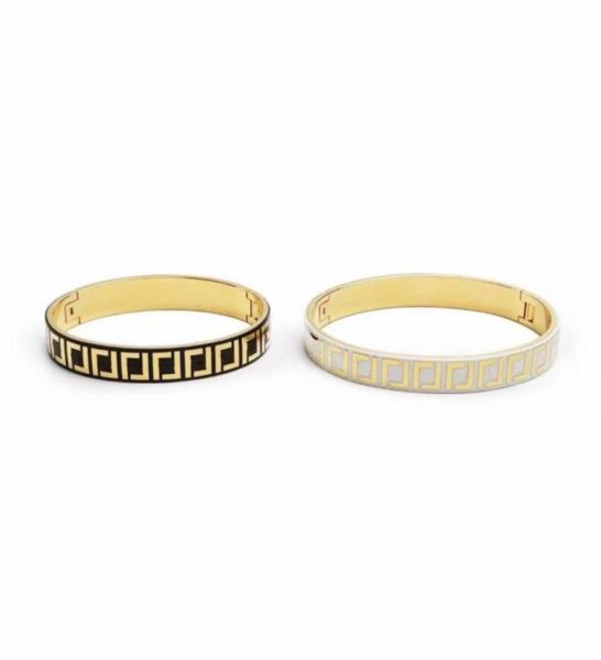 

italy designer bracelet bangle men and women fashion temperament personality simple accessories black letter gold luxury goods9189068