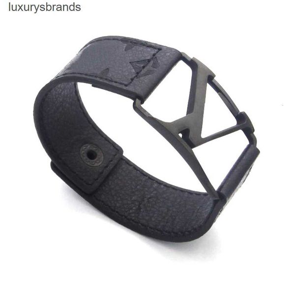 

designer jewelry wide black leather bracelets men charm bracelet for women hand strap brown flower pattern 4 colors stamp printed fashion, Golden;silver