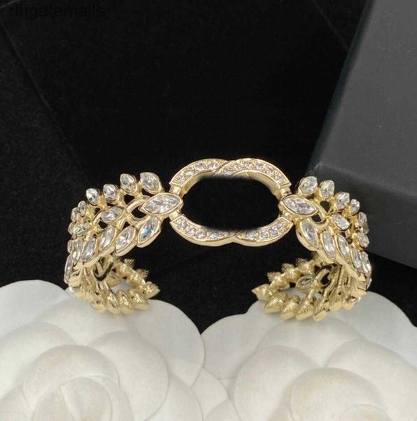 

fashion women stainless steel bangle pearl designer women crystal double letter open bracelet elegance lady jewelry bracelet, Black