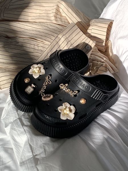 

slippers garden shoes summer women slipper outdoor versatile eva thick sole shoes holes anti-slip hollowed-out beach sandals female 230713, Black