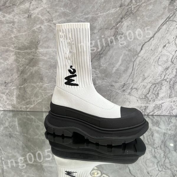 

2023 new luxury boots men's women's running casual shoes couple designer thick bottom comfortable stretch knit black white gray so