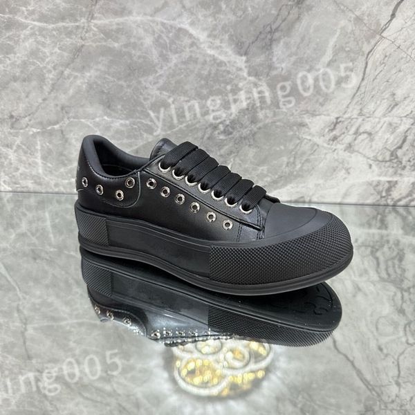 

2023 new designer sneakers calfskin casual shoes reflective shoes vintage trainers sneaker leisure shoes platform lace-up xsd221111, Black