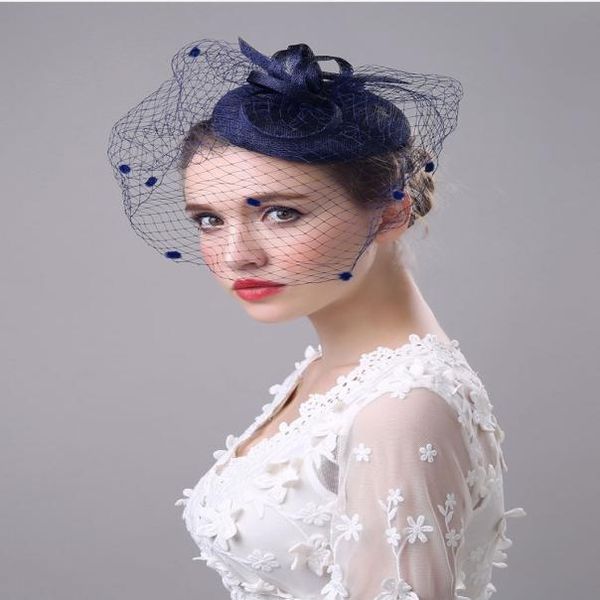 

2017 fashion bridal tiaras head pieces yarn flower headbands tiaras crowns wedding hair accessories hair jewelry5951856, White;golden