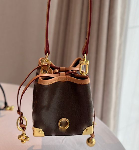 

louls noe purse designer bucket bag shoulder bag designer woman drawstring bag vintage chains handbags crossbody designer handbag genuine le