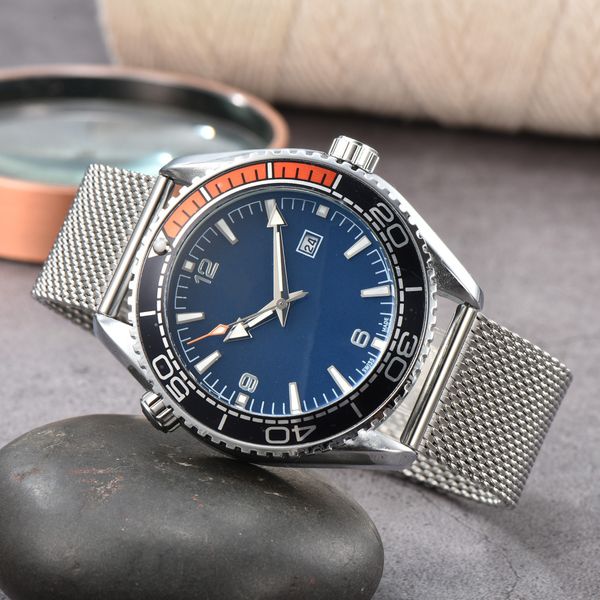 

all dials working automatic date men watches luxury fashion fabric band quartz movement clock leisure wrist watch pick, Slivery;golden