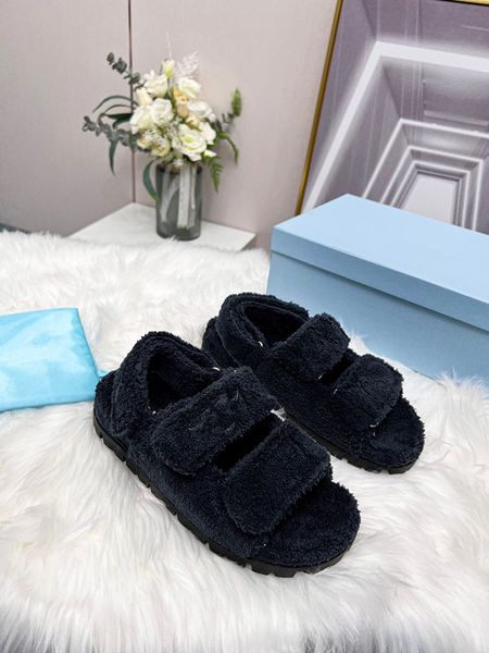 

pool pillow designer sandals famous designer slides women shoes flip flop flat mules slipper 0709, Black