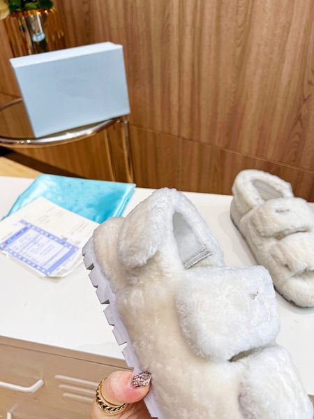 

designer women sandals womens slides crystal calf leather casual shoes quilted platform summer beach slipper with box and shopping bag 0714, Black