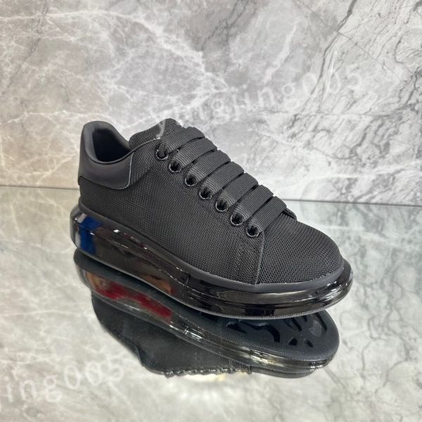 

2023 outdoor running shoes designer fashion platform sneakers for women mens leather black white alexander walking sport trainers xsd221121