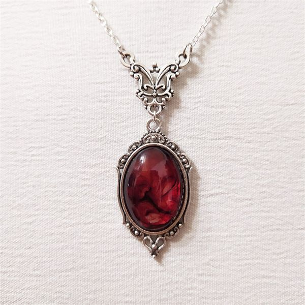 

pendant necklaces gothic blood red quartz charm necklace oval for women halloween embossed witch jewelry vintage chokers 230714, Silver