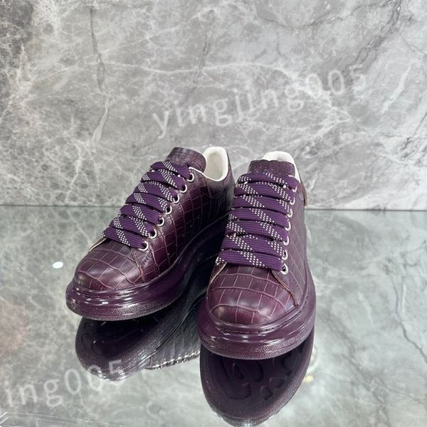 

2023 new luxury casual alexander shoes chaussures triple pale lace up alexander sneaker men platform womens trainers size 35-46 xsd221115, Black