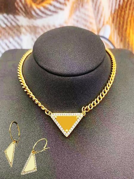 

designer necklace gold necklaces men womens popular ins classic necklace diamond inverted triangle pendants with box7824395, Silver