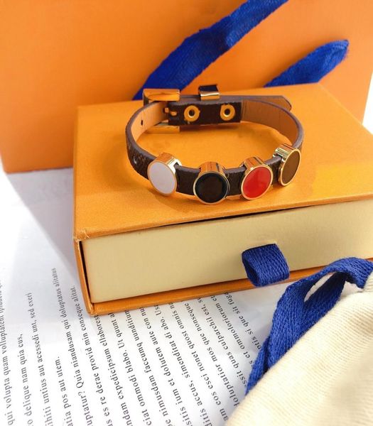 

luxury jewelry feminine leather designer bracelets with gold heart brand logo on a high end elegant fashion love bracelet four eaf1693424, Golden;silver