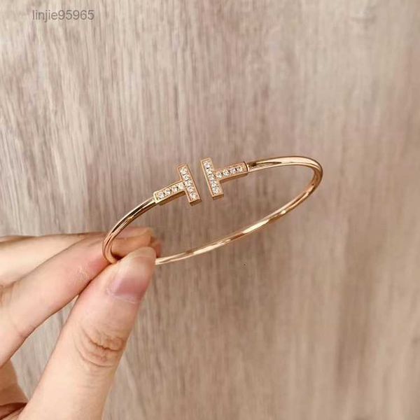 

inlaid t bracelet opening women's bangle net red coil 18k rose gold niche design11111, Black