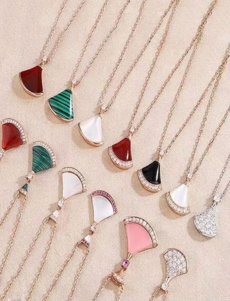

luxury necklaces designer jewelry fan shape divas dream necklace red green chalcedony gold rose platinum chains for women trendy w1141201, Silver