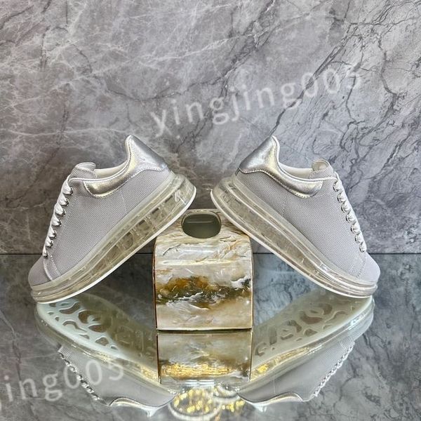 

new outdoor running shoes designer fashion platform sneakers for women mens leather black white alexander walking sport trainers xsd221121