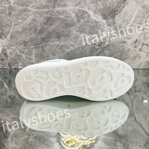 

new casual shoes lace-up running trainers woman shoe sneakers white women travel leather lady thick soled designer platform sneaker xsd22113, Black