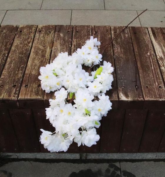 

artificial flowers moral of rich and honor cherry blossoms highgrade silk sakura very densy cherry blossom for wedding centerpiec5678466