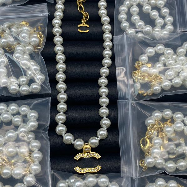 

18k gold plated brass copper 1:1 designer necklaces choker chain c-letter pendants fashion womens shiny diamond crystal pearl necklace weddi, Silver