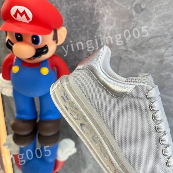 

new outdoor running shoes designer fashion platform sneakers for women mens leather black white alexander walking sport trainers xsd221121