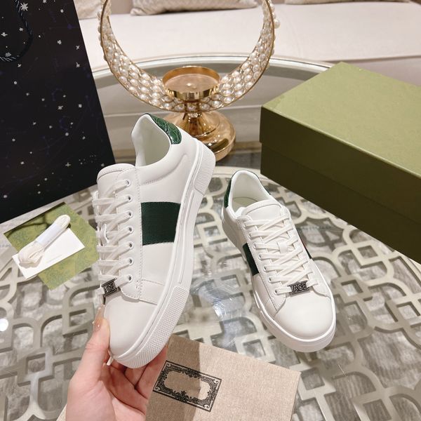 

2023 luxury designer shoes mens sneaker italy bee ace casual shoe women white flat leather shoe green red stripe embroidered couples trainer, Black