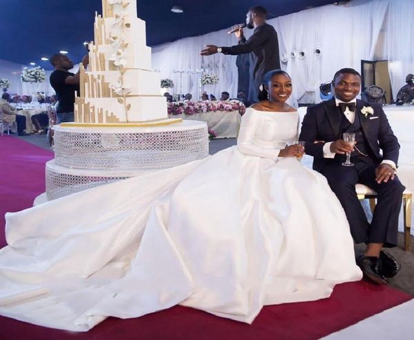 

luxury satin wedding dress a line 2020 african plus size bridal dresses off shoulder long sleeve wedding gowns5027627, White