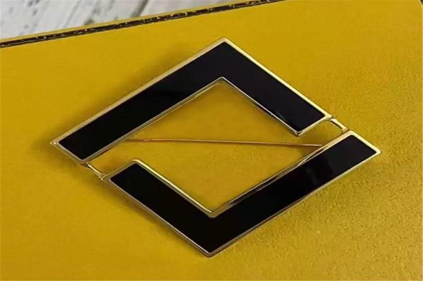 

gold pins black white brooch women brooches f designer jewelry luxury accessories brand jewelry girls wedding gift broche enamel 28737011, Gray