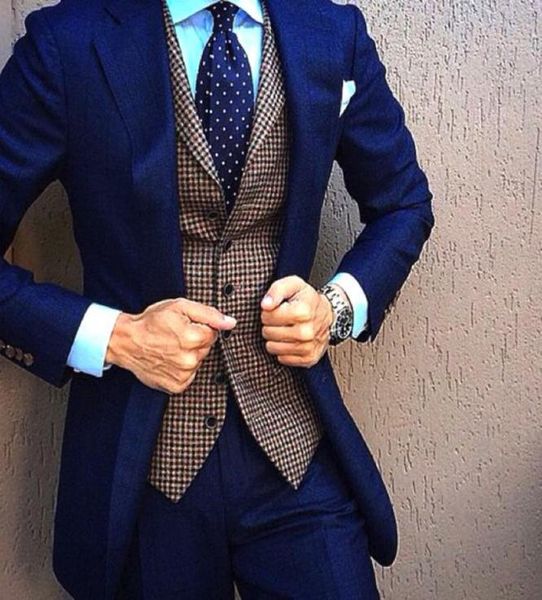 

handsome notch lapel groomsmen one button groom tuxedos men suits weddingpromdinner man blazerjacketpantstievest1036368, Black;gray
