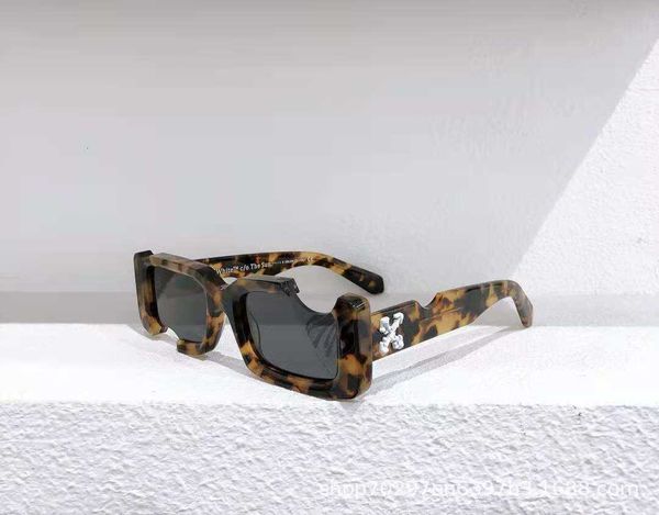 

designer off w sunglasses fashion luxury brand for men and women street off new ow40006u broken hole sunglasses with red grass on each net o, White;black