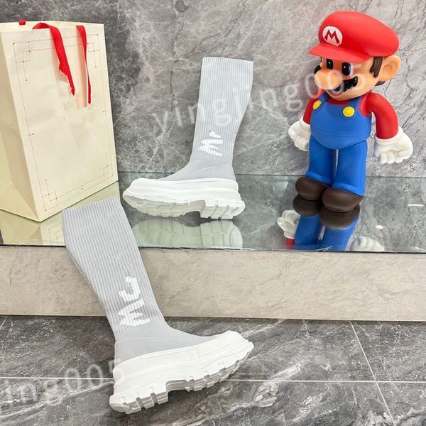 

new famous men quality sock shoes trainers casual sneakers soft high cut socks race fashion black women shoes 35-46 xsd221120