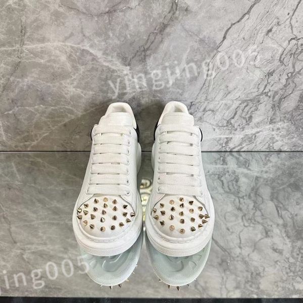 

outdoor running shoes designer fashion platform sneakers for women mens leather black white alexander walking sport xsd221123