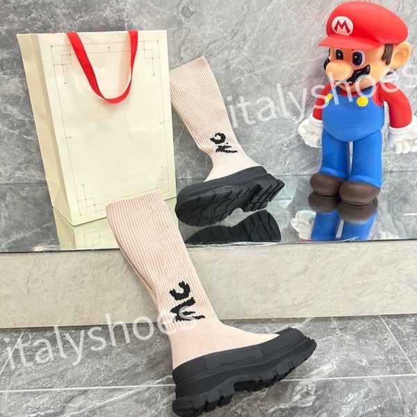 

2023 new luxury sock shoes high sneakers mens womens designer sneaker beige all black graffiti fashion socks booties casual shoe xsd221120