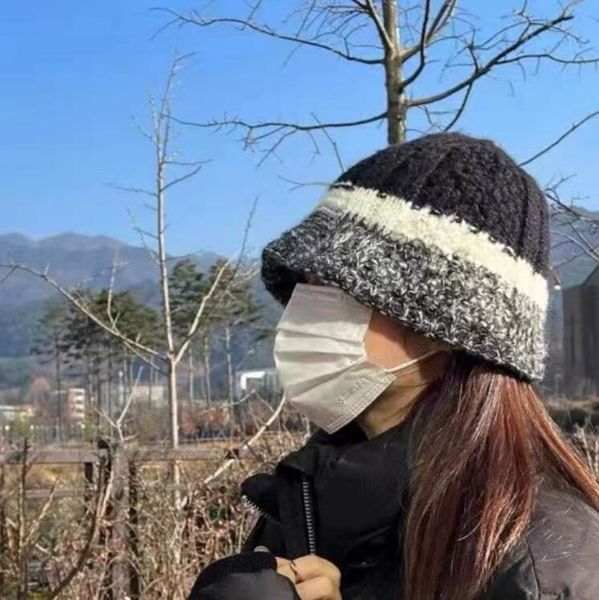 

real pics caps women men fashion accessories 2023ss, Blue;gray