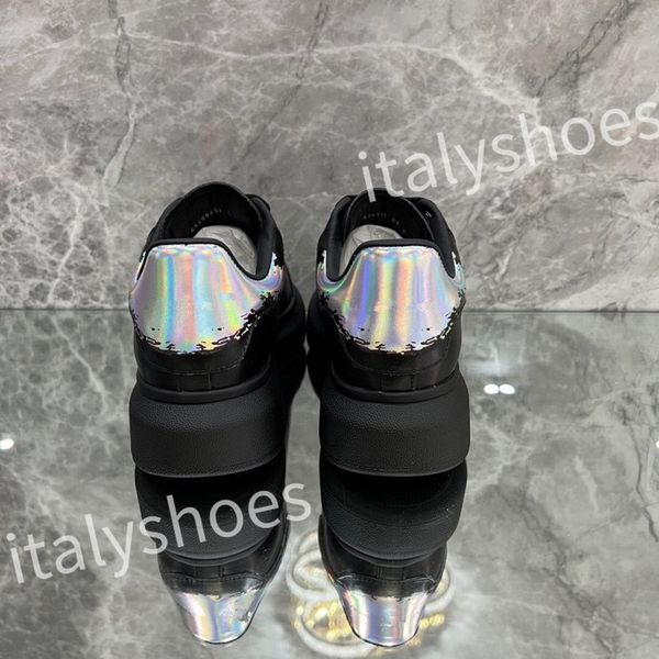 

2023 new luxury designer calfskin casual shoes reflective vintage leather trainers fashion leisure shoe platform lace-up print sneaker xsd22, Black