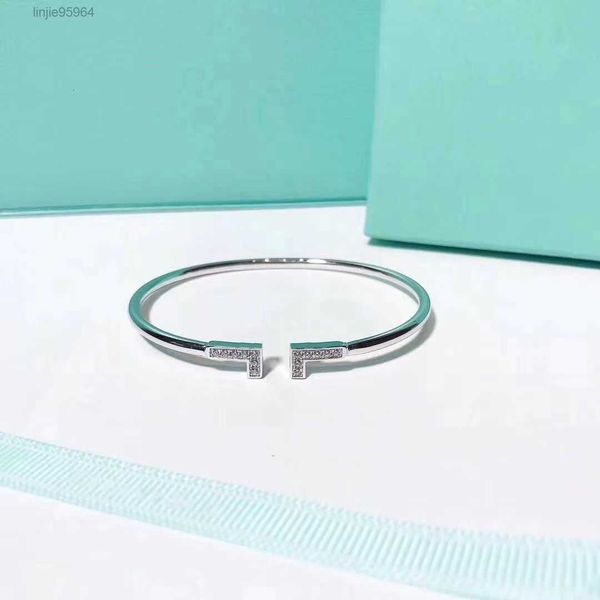 

designer bracelet t mens braceletnail 18k gold shaped womens cable jewelry woman bracelets for women1, Black