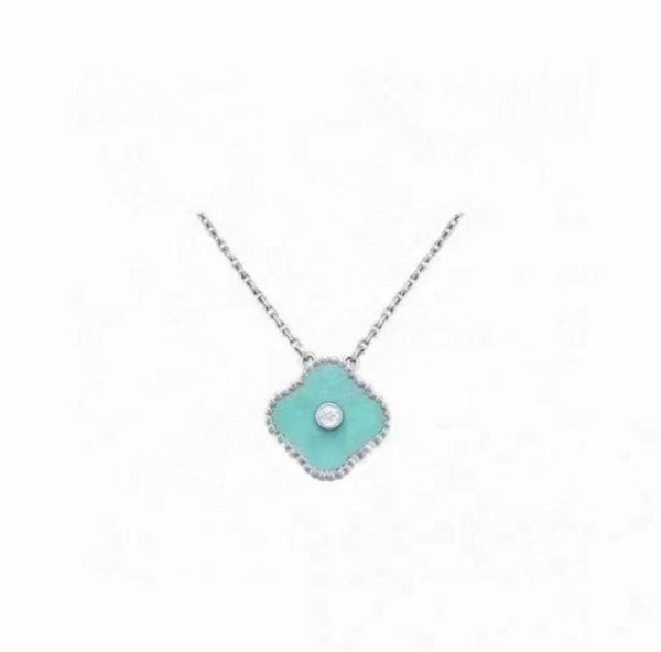 

2022 christmas limited edition clover designer pendant necklaces for women retro vintage silver 4 leaf light blue diamond brand lu4877828