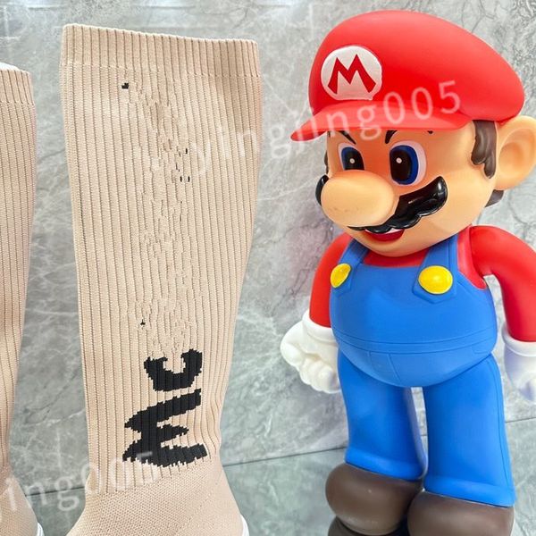 

2023 new luxury famous men quality sock shoes trainers casual sneakers soft high cut socks race fashion black women shoes 35-46 xsd221120