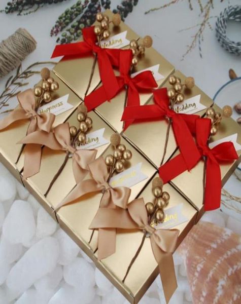 

2020 new luxury golden gifts boxes wedding favor holders cake chocolate candy boxes with ribbon9506872
