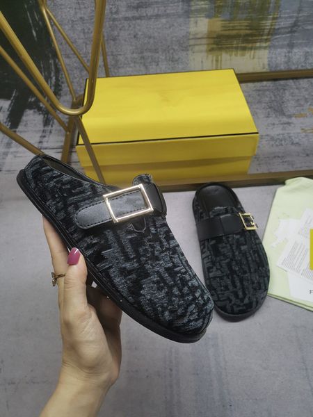 

designer lady leather sandals rubber sandal womens fisherman platform slides triangle metal logo slippers retro beach loafers round toe sand, Black