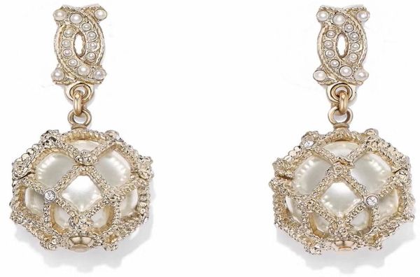 

adita ch pearl studs highest counter quality diamants legers anti allergy studs women earrings designer r fashion retro brass 5632583, Golden;silver
