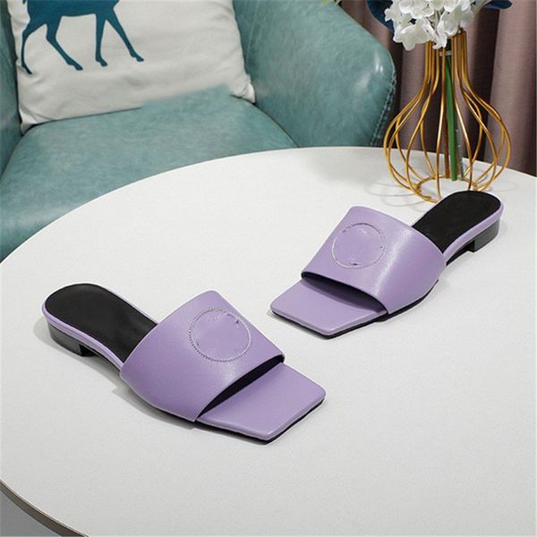 

fashionable beach shoes 2023 medusa luxurious design retro decoration men's and women's summer leather canvas rubber flat bottomed