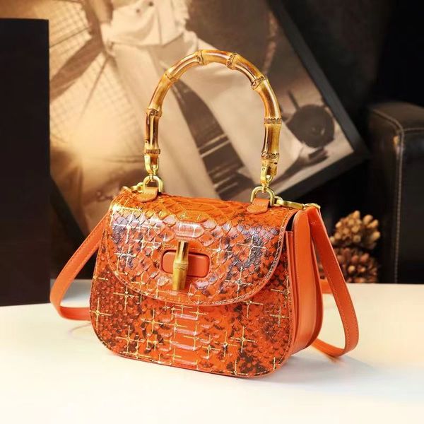 

2023 high-quality crocodile saddle bag light leather bag light luxury bag small portable slung bag