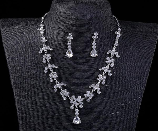 

vintage two pieces jewelry sets 2021 luxury drop earrings necklaces bridal necklace wedding bridal accessories4234644, White