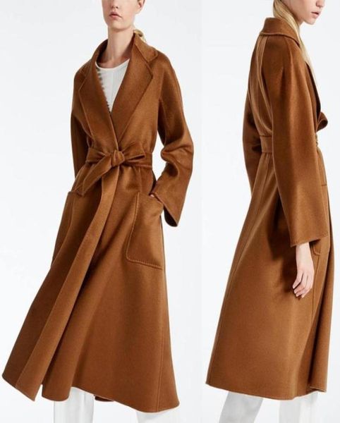 

hand sewn wrap coats in two layers cashmere with a straight fit step lapels and patch pockets fastens with matching belt82432557481788, Black