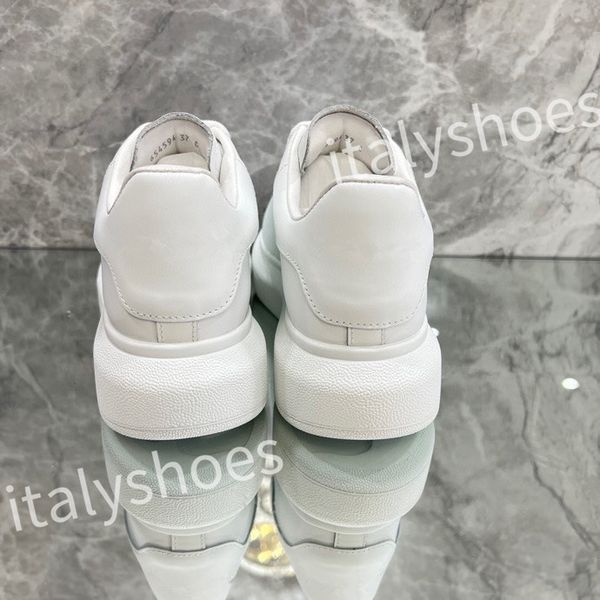 

2023 new casual shoes lace-up running trainers woman shoe sneakers white women travel leather lady thick soled designer platform sneaker xsd, Black