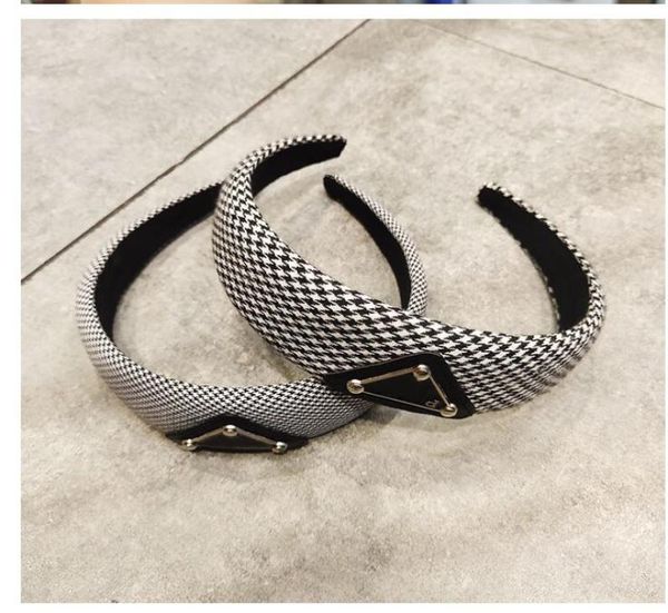 

headbands european and american style houndstooth english alphabet sponge headband net red same face wash headband2322349, Silver