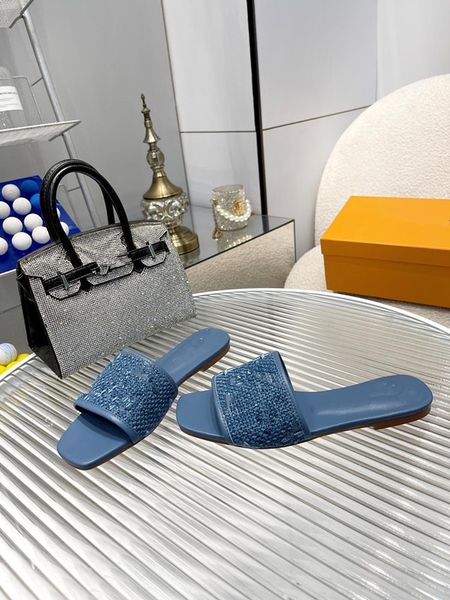 

sandals slippers female summer leather red flat slippers female fashion outside wear matching 0709, Black