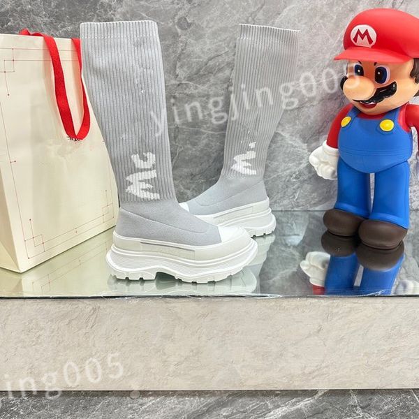 

2023 famous men quality sock shoes trainers casual sneakers soft high cut socks race fashion black women shoes 35-46 xsd221120