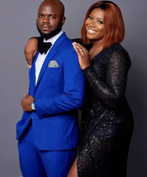 

2019 wedding tuxedos fine mens wedding suits beach garden prom groomjacketpants custom made beckham red carpet dresses for7052356, Black;gray